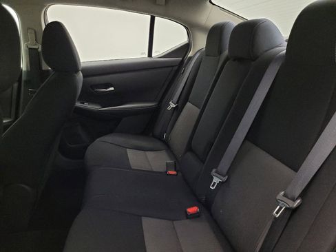 Used 2021 Nissan Sentra SV FWD image 18