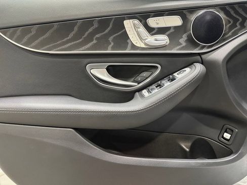 Used 2020 Mercedes-Benz C 300 4MATIC Sedan image 21