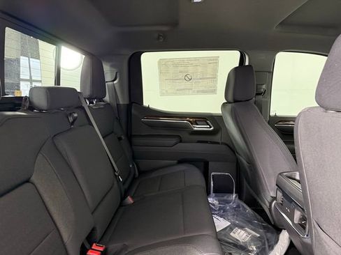 Used 2025 GMC Sierra 1500 Elevation w/ Preferred Package image 31