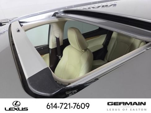 Used 2020 Lexus RX 350L Premium w/ Premium Package AWD/4WD image 32