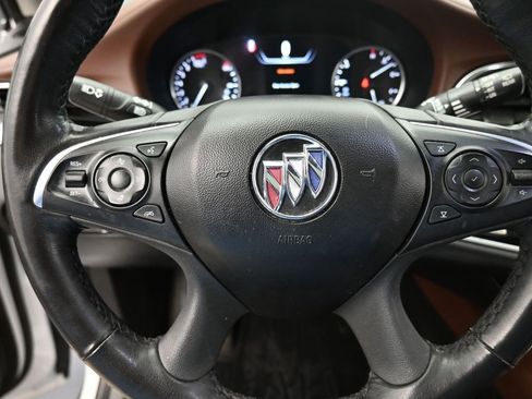 Used 2020 Buick Enclave Avenir image 10