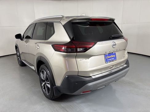 Used 2021 Nissan Rogue SL FWD image 6