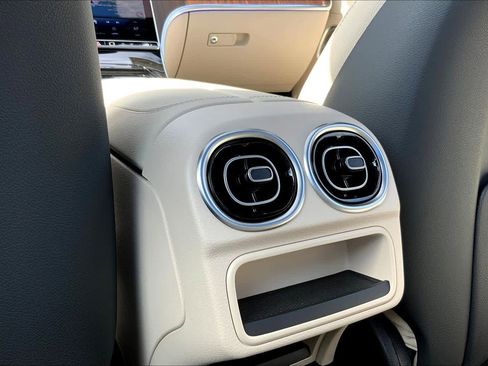 New 2026 Mercedes-Benz C 300 4MATIC Sedan image 22