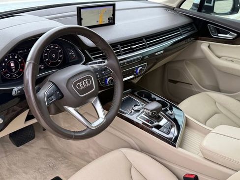 Used 2018 Audi Q7 3.0T Prestige w/ Prestige Package image 9
