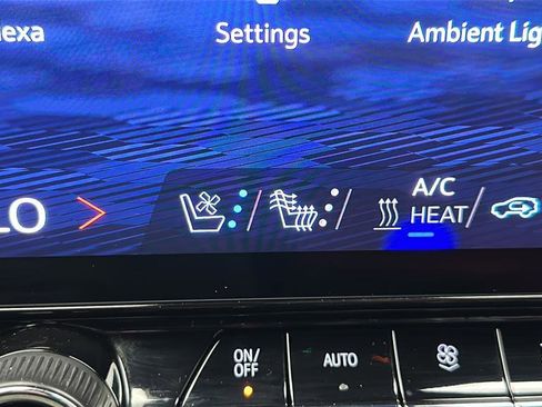 Used 2025 Chevrolet Blazer EV RS AWD/4WD image 22