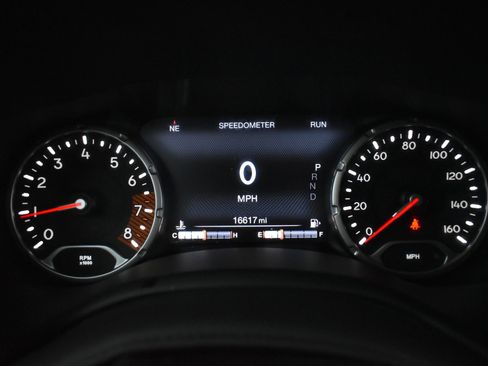 Used 2022 Jeep Renegade Altitude w/ Convenience Group image 33