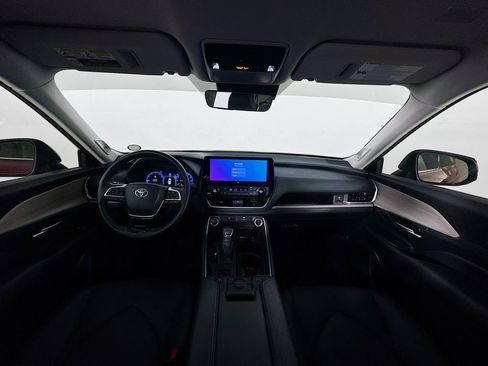 Used 2024 Toyota Grand Highlander Limited image 38