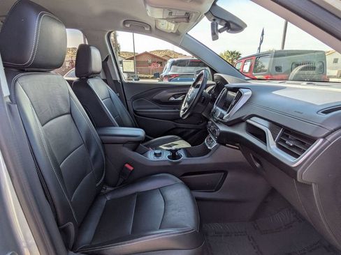 Used 2024 GMC Terrain SLT AWD/4WD image 28