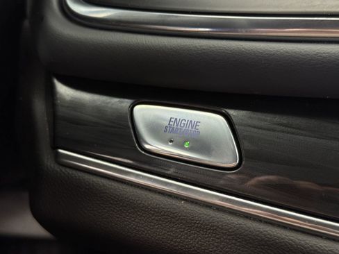 Used 2024 Buick Enclave Premium image 61