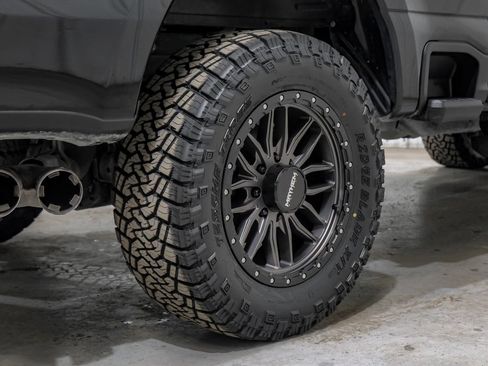 Used 2025 Ford F250 Lariat AWD/4WD image 60