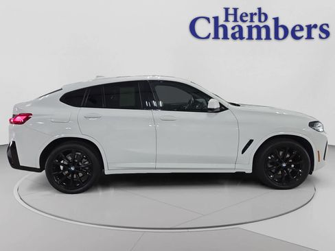 Used 2023 BMW X4 xDrive30i w/ M Sport Package AWD/4WD image 11