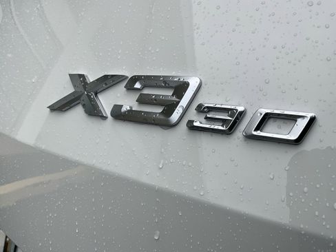 Certified 2025 BMW X3 xDrive30i w/ Premium Package image 14