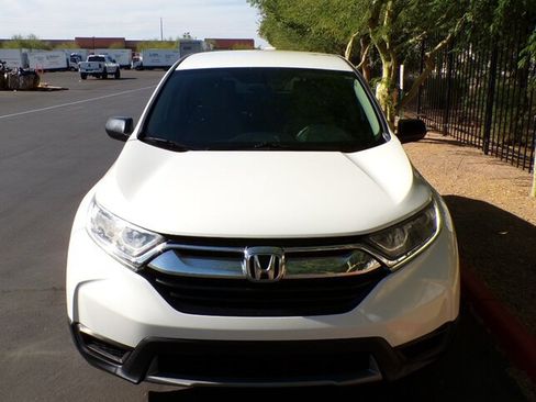 Used 2019 Honda CR-V LX image 2