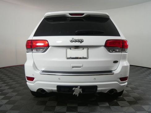 Used 2021 Jeep Grand Cherokee Overland w/ Trailer Tow Group IV RWD image 4