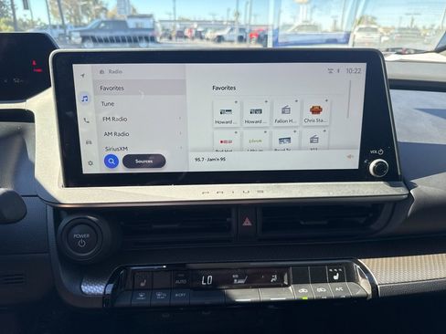 Used 2024 Toyota Prius XLE image 20