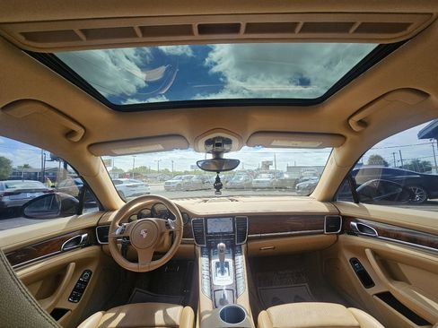Used 2012 Porsche Panamera image 51
