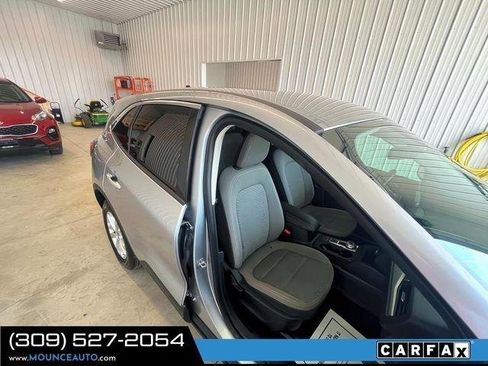 Used 2022 Ford Escape SE w/ Cold Weather Package AWD/4WD image 6