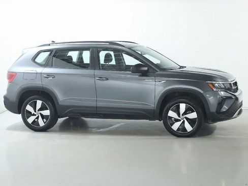 Used 2024 Volkswagen Taos S AWD/4WD image 11