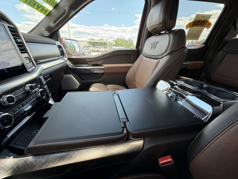 Used 2025 Ford F150 King Ranch w/ FX4 Off-Road Package image 32