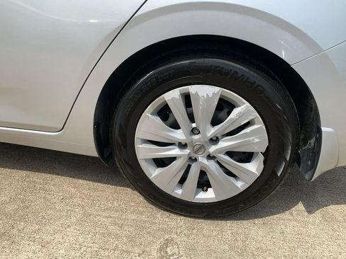 Used 2022 Nissan Sentra S FWD image 23