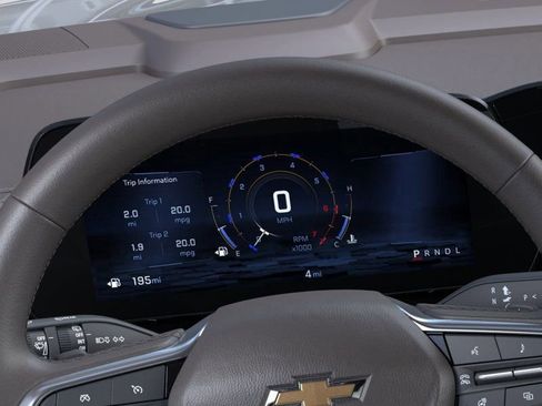 New 2026 Chevrolet Suburban LT image 18