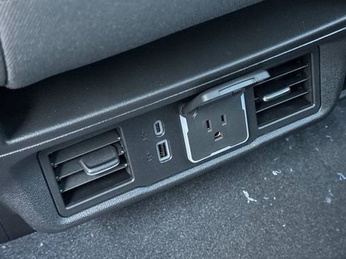 New 2026 GMC Sierra 1500 Elevation image 11