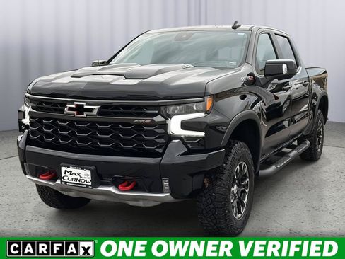 Used 2024 Chevrolet Silverado 1500 ZR2 w/ Technology Package AWD/4WD image 1