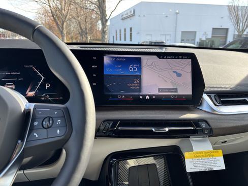 Used 2026 BMW X1 xDrive28i w/ Technology Package image 25