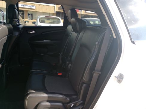 Used 2018 Dodge Journey Crossroad image 11