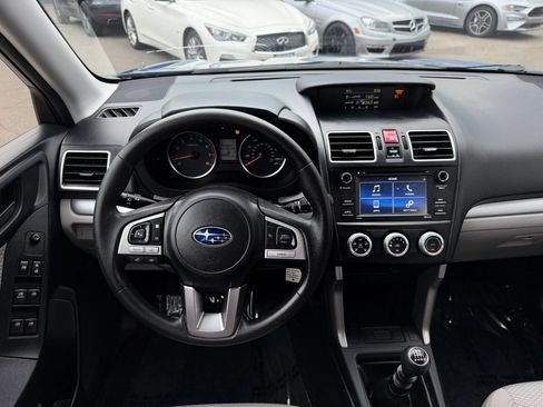 Used 2017 Subaru Forester 2.5i AWD/4WD image 25