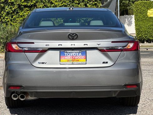 New 2026 Toyota Camry SE image 5