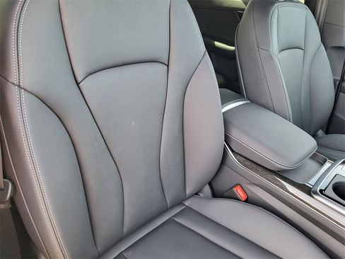 New 2025 Audi Q8 Premium image 14