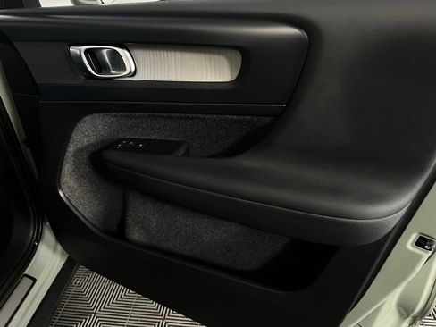 Used 2023 Volvo XC40 B5 Plus w/ Driver Assist Package image 35
