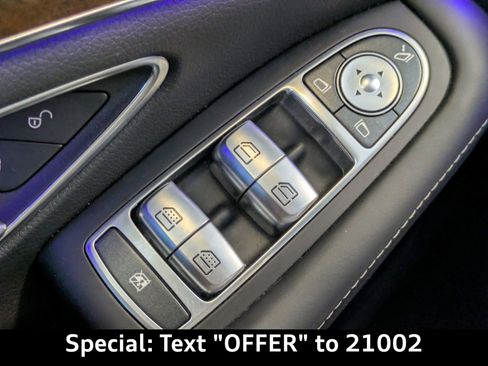 Used 2014 Mercedes-Benz S 550 Sedan image 22