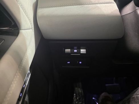 Used 2020 Land Rover Range Rover Evoque SE AWD/4WD image 20