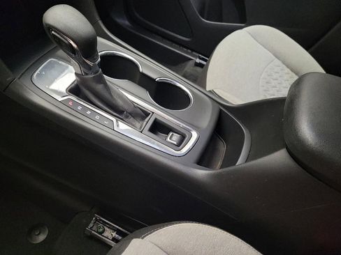 Used 2022 Chevrolet Equinox LS w/ LS Convenience Package FWD image 26