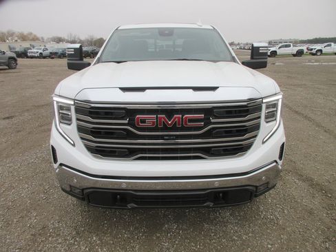 New 2026 GMC Sierra 1500 SLT w/ SLT Premium Plus Package image 12