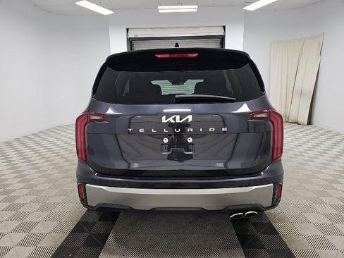 Used 2025 Kia Telluride S image 15