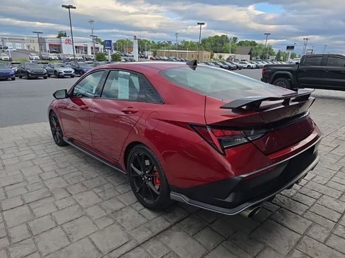 Used 2025 Hyundai Elantra N FWD image 4