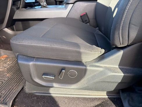 Used 2016 Ford F150 XLT w/ Equipment Group 302A Luxury image 9