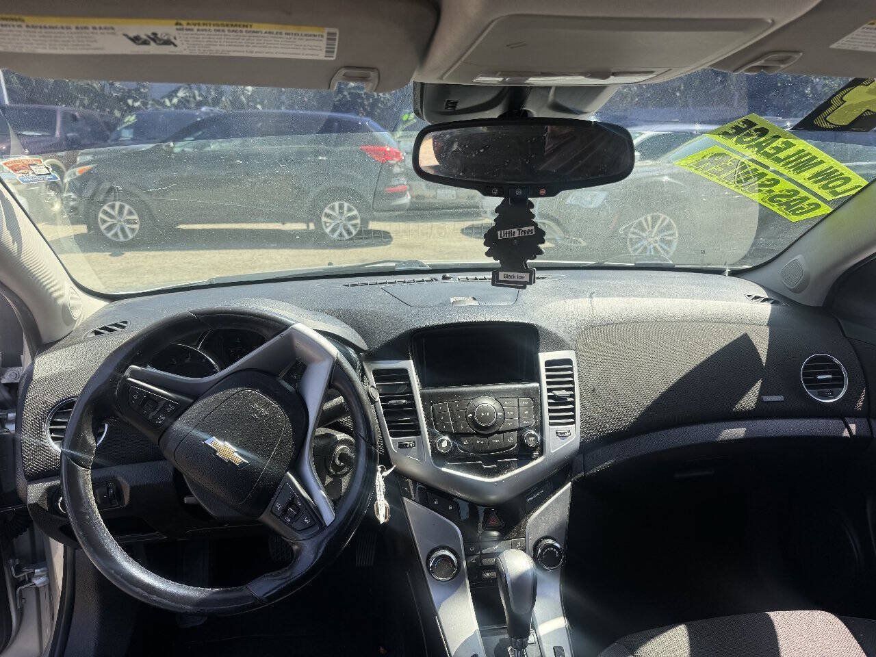 Used 2014 Chevrolet Cruze LT w/ RS Package FWD image 9