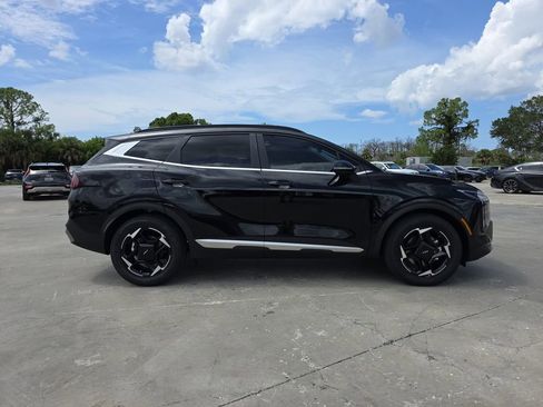 New 2026 Kia Sportage EX w/ EX Panorama Roof Package image 9