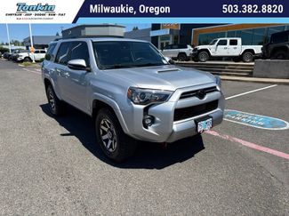 Used 2021 Toyota 4Runner TRD Off-Road Premium w/ Moonroof Package AWD/4WD video 1