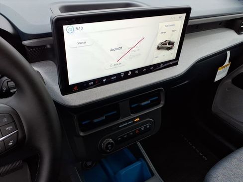 New 2026 Ford Maverick XLT w/ XLT Luxury Package image 18