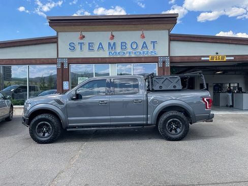 Used 2018 Ford F150 Raptor w/ Equipment Group 802A Luxury AWD/4WD image 2