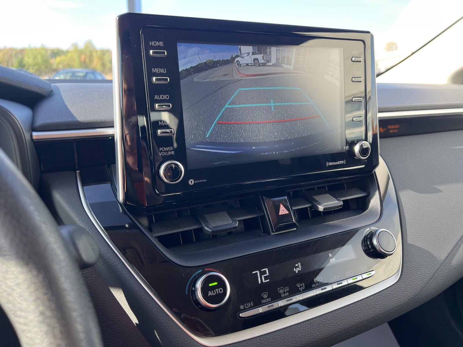 Used 2021 Toyota Corolla LE FWD image 6