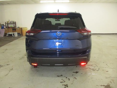 New 2026 Nissan Rogue SV image 6