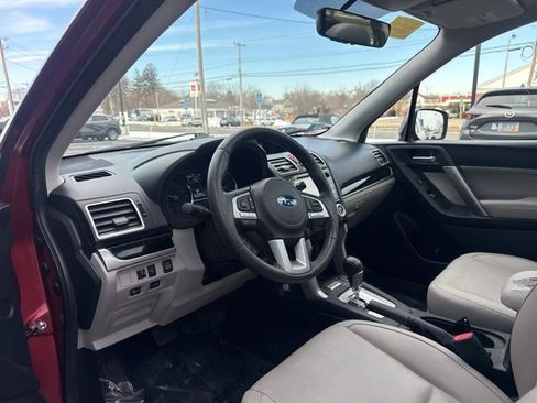 Used 2017 Subaru Forester 2.5i Limited image 9