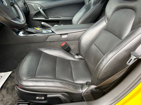 Used 2012 Chevrolet Corvette Grand Sport w/ 2LT Preferred Equipment Group RWD image 14