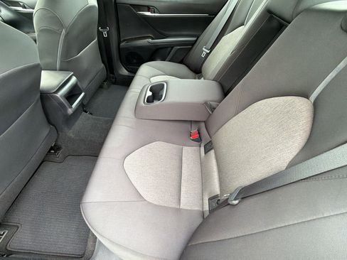Used 2021 Toyota Camry LE w/ Carpet Mat Package (TMS) FWD image 23